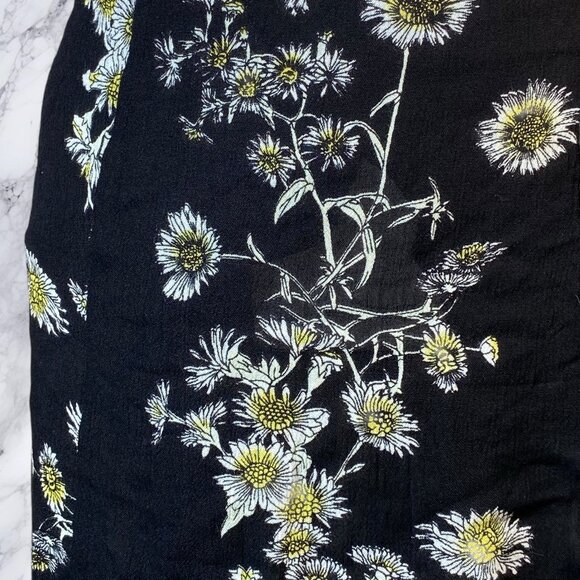 Obey Daisy Print Skirt - Picture 12 of 12